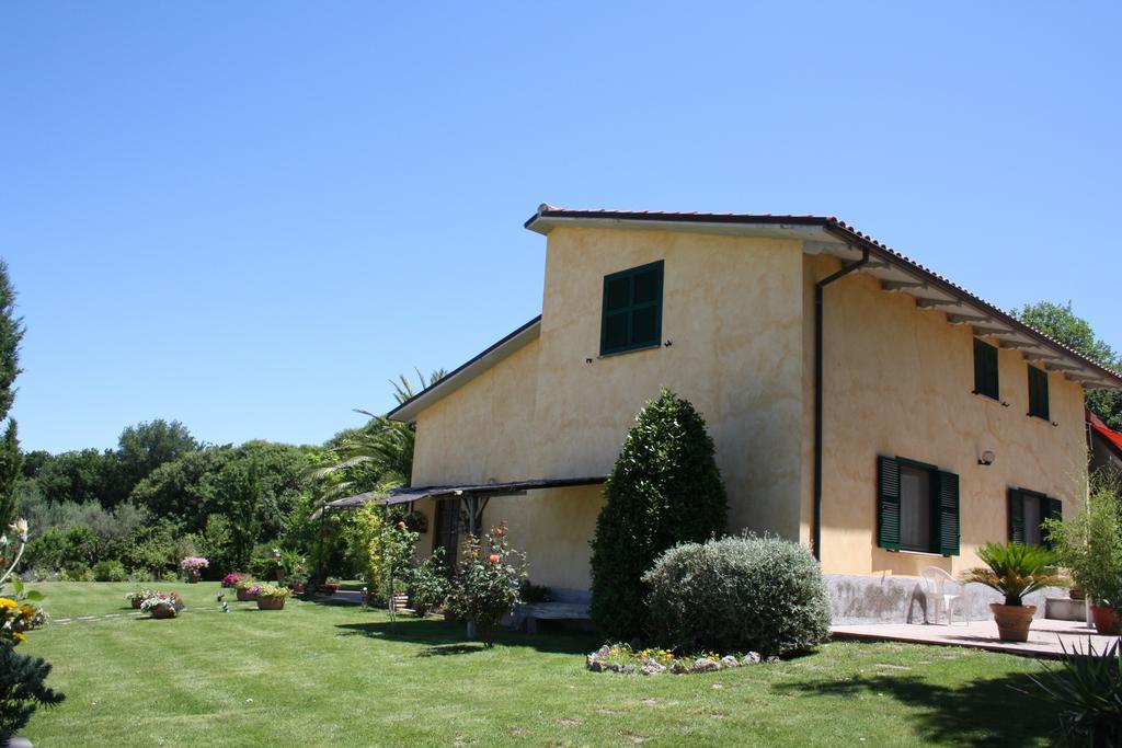 Agriturismo Santa Maria Marta Buitenkant foto